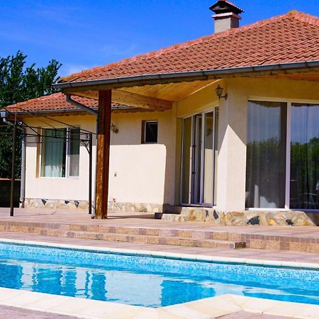 Вила Релакс - Villa Relax Szokolovo Kültér fotó