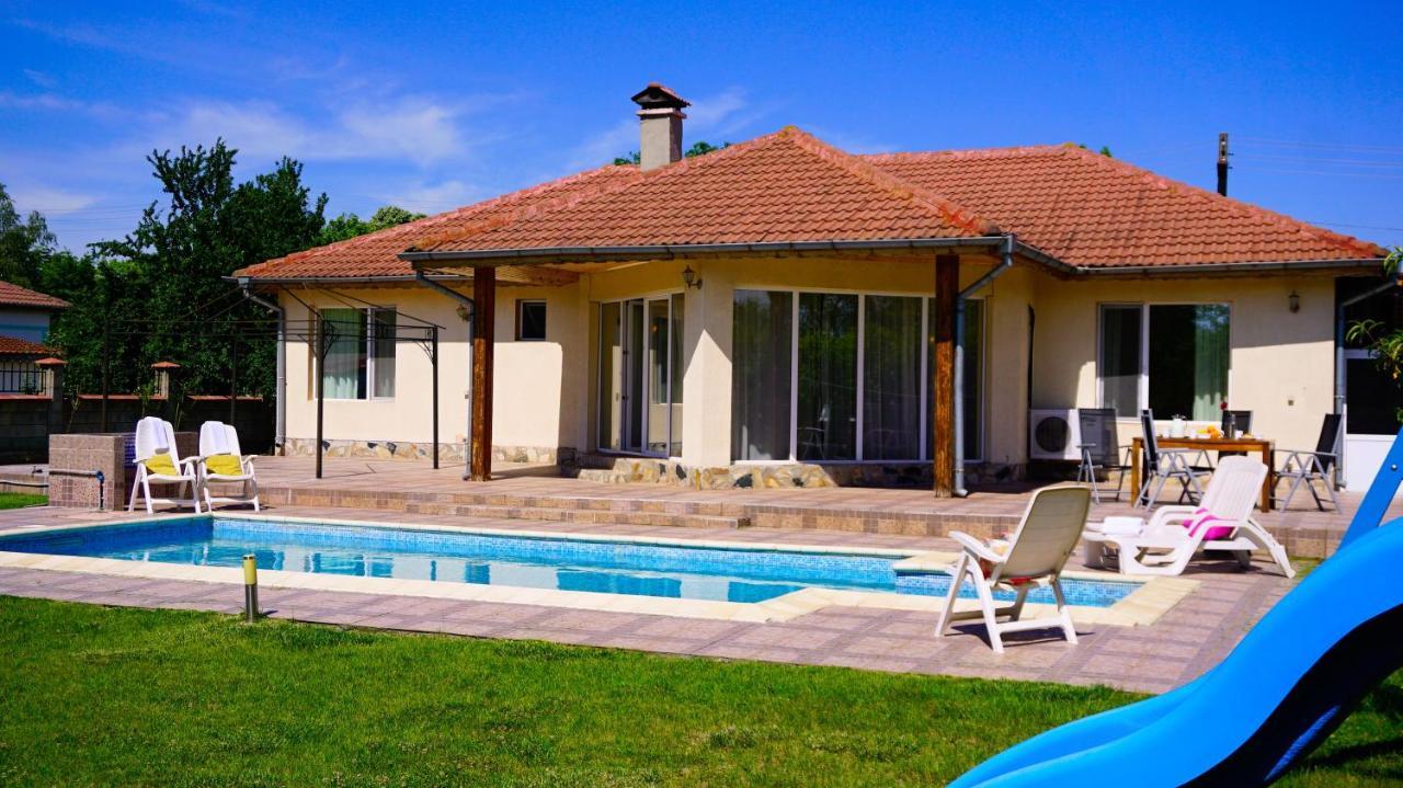 Вила Релакс - Villa Relax Szokolovo Kültér fotó