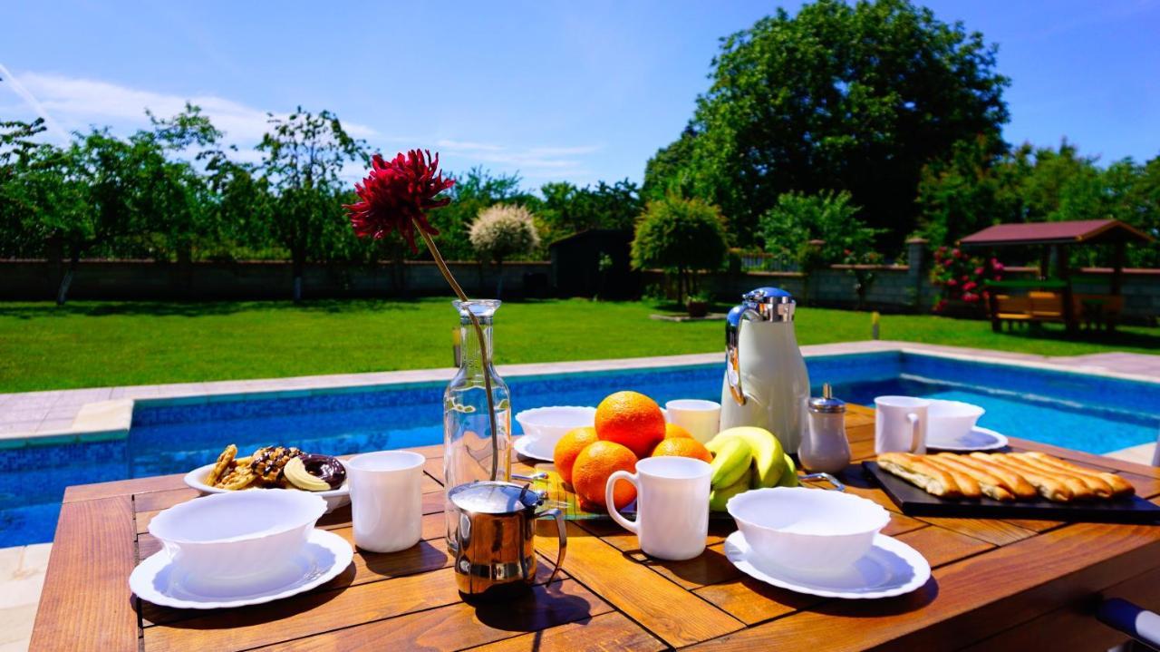 Вила Релакс - Villa Relax Szokolovo Kültér fotó