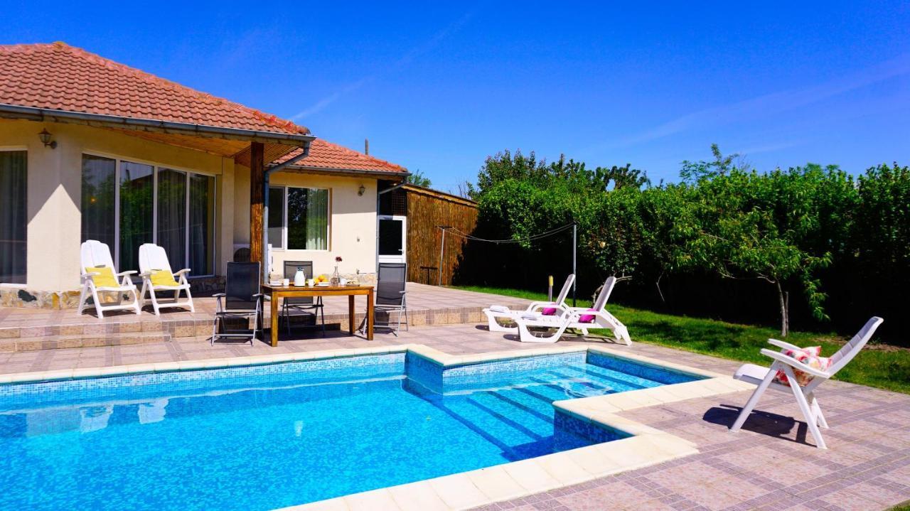 Вила Релакс - Villa Relax Szokolovo Kültér fotó