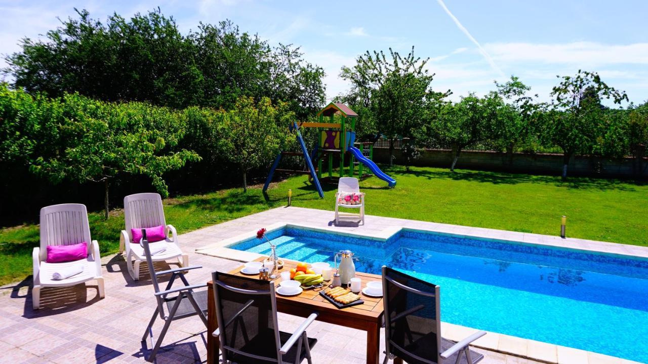 Вила Релакс - Villa Relax Szokolovo Kültér fotó
