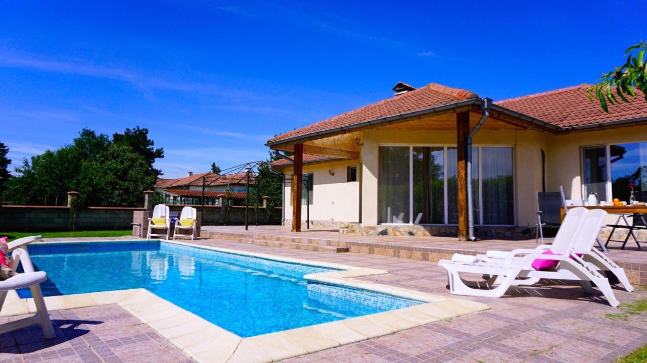 Вила Релакс - Villa Relax Szokolovo Kültér fotó