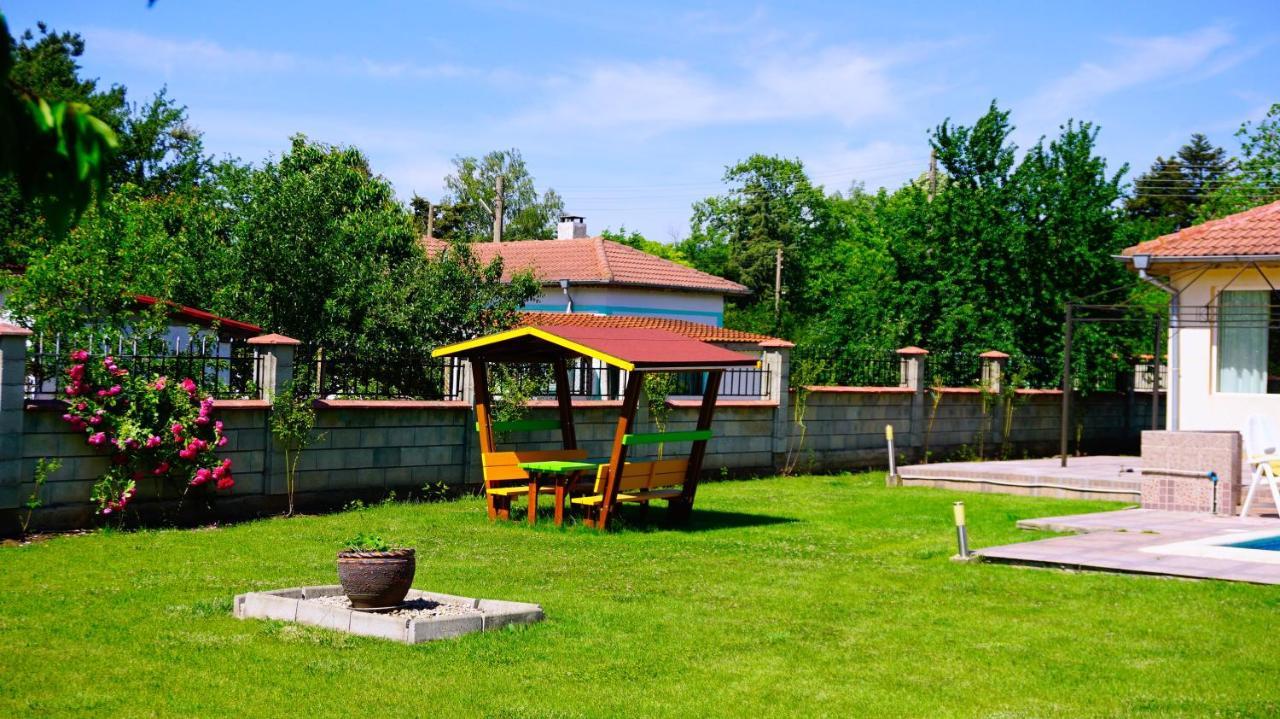 Вила Релакс - Villa Relax Szokolovo Kültér fotó
