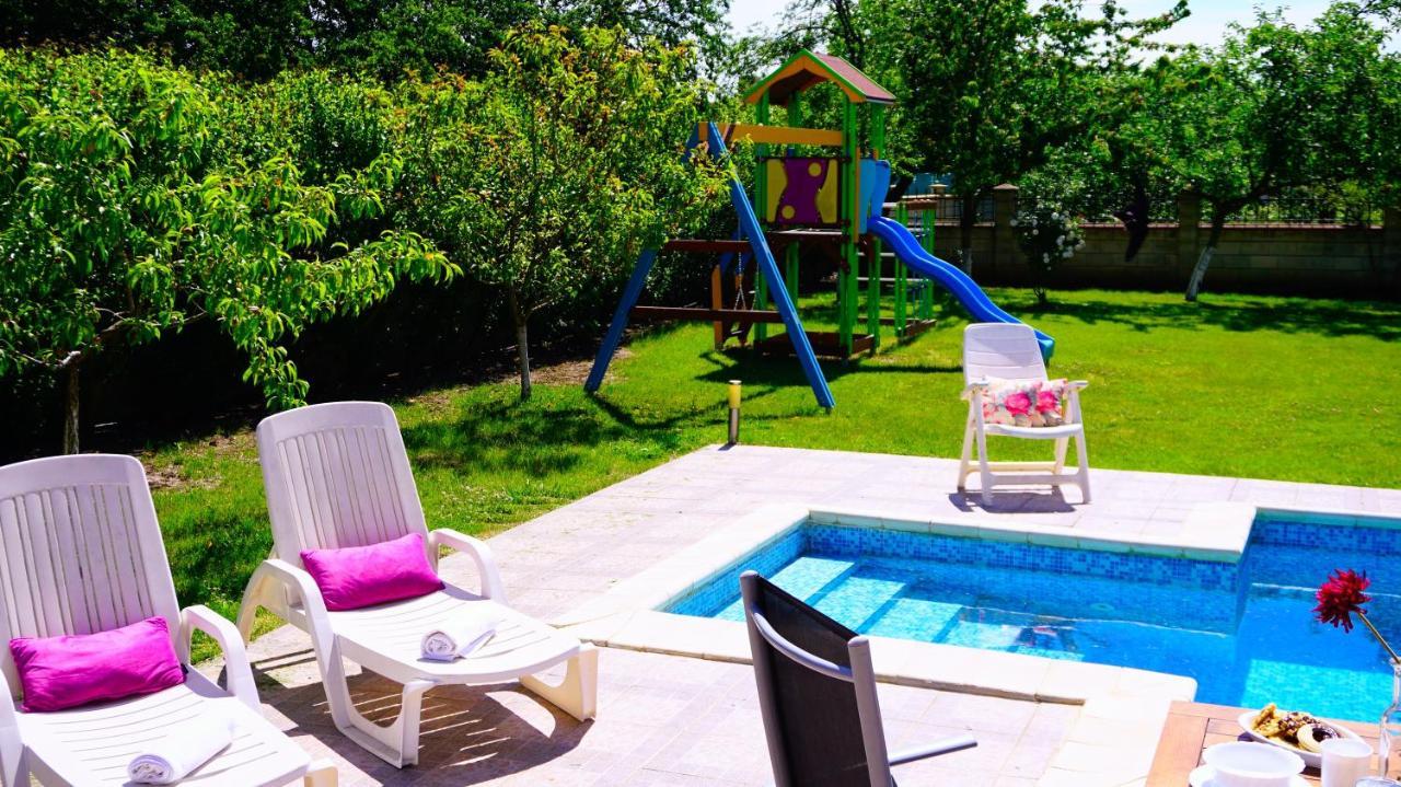 Вила Релакс - Villa Relax Szokolovo Kültér fotó