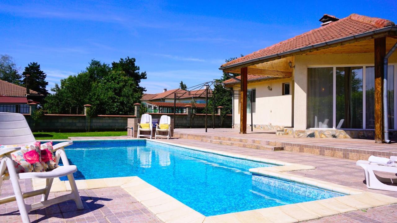 Вила Релакс - Villa Relax Szokolovo Kültér fotó